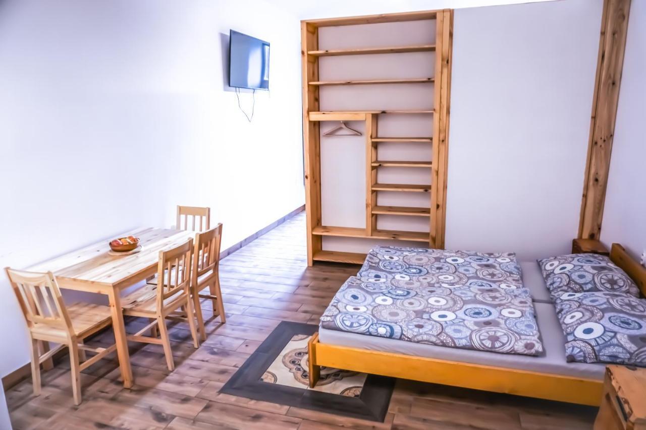 Apartmany Moravsky Grunt オロモウツ エクステリア 写真